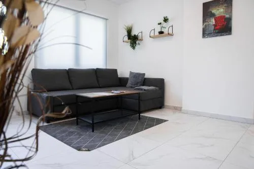 Nord-Apartment 6 I 1 Zimmer mit WLAN, Fußbodenheizung & Walk-In Regendusche in Bremerhaven, Deutschland