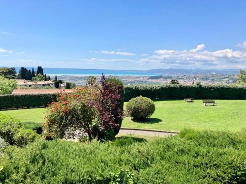 Quiet Flat with view and Swimming pool, Nice (photo 6)