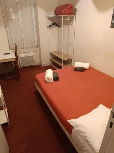 1 twin bed