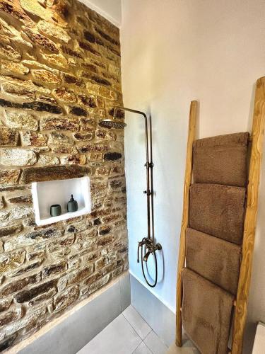 淋浴間, Ampelonas Antiparos in 安蒂帕羅斯