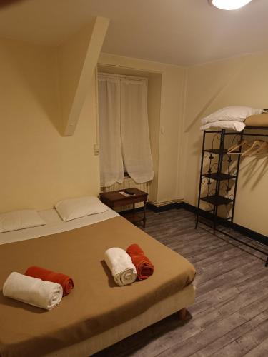 1 double bed