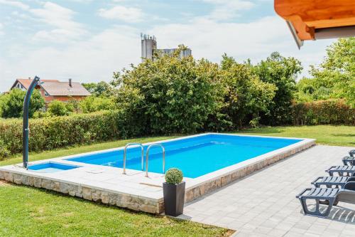 花園, Kuća za odmor Dugo Selo M&A by GREEN Croatia (Kuca za odmor Dugo Selo M&A by GREEN Croatia) in 科汀