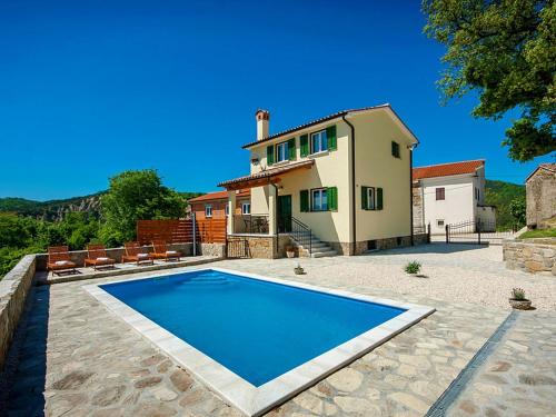  Holiday home Villa Daus in 52332 Gromnik