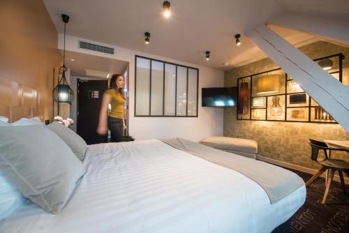 2 twin beds