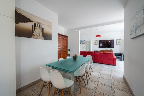 BALDA HOUSE, covered and heated pool Only for you in グラナローロ デッレミーリア