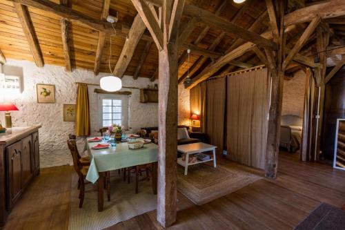 Gîte des granges (Gite des granges) in Coudures