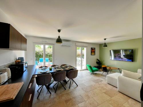 Villa Climatisée 8 Pers, 4 chambres, 3 Sdb (Villa Climatisee 8 Pers, 4 chambres, 3 Sdb) in Сеньос