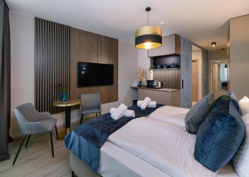 Superior Double Room image 10