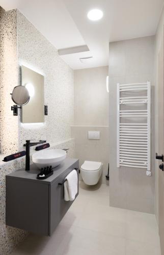 Superior Double Room image 1