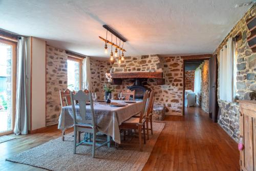 Facilities, La Jasserie - Jardin de 1800 m² et terrasse in Landevennec