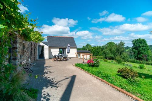 Garden, La Jasserie - Jardin de 1800 m² et terrasse in Landevennec