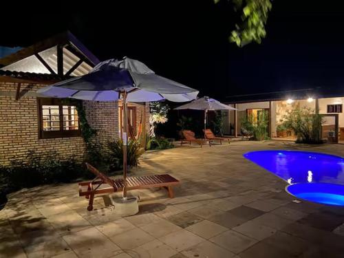 Casa Wind - a 60 m da praia e do centrinho de BG caminhando