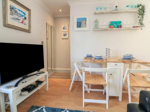 Exterior view, The Hideaway in Dartmouth