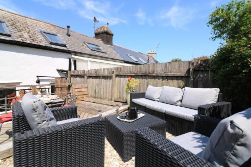 Exterior view, The Hideaway in Dartmouth