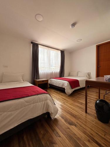 Deluxe Triple Room image 4