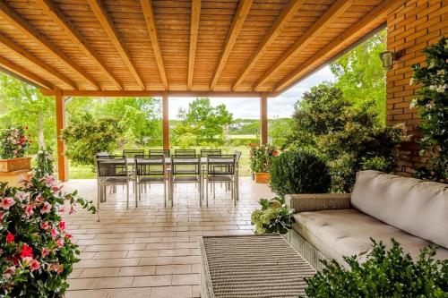 Villa Capinera, intera casa con parco privato in Punta Ala