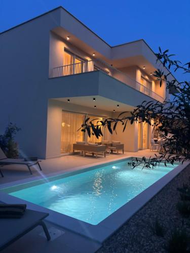 New 2025 - Villa Olea Terra - Mediterranean Comfort & Style in Bogovici