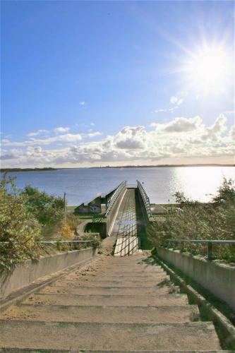 Villa Maroma Mistral Veerse Meer gratis 4 E-bikes gratis laden EV trampoline in Kamperland