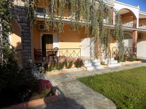 Hotel Kalamitsi Apartments - image 8