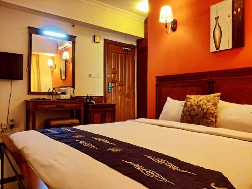 Hotel Nikko Tower Room Type - Executive Double Room
