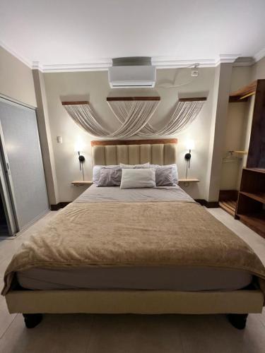 Marlantt Beach House in Ballenita