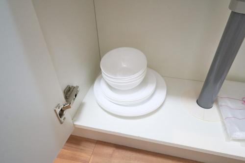 Apartment image 8