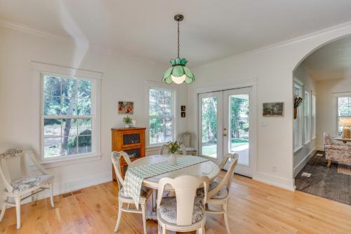 Riverfront & Lake Retreat: 9 Mi to Lucky Peak! in Shafer Butte