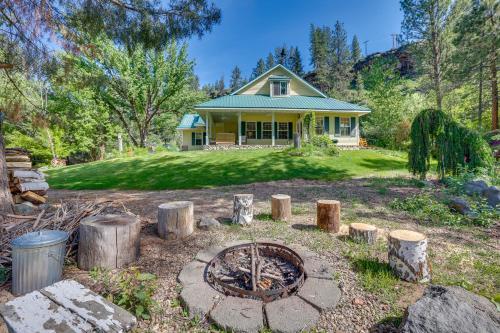 Riverfront & Lake Retreat: 9 Mi to Lucky Peak! in Shafer Butte