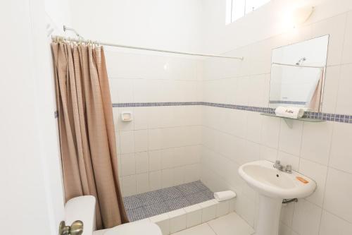 Single Room image 1