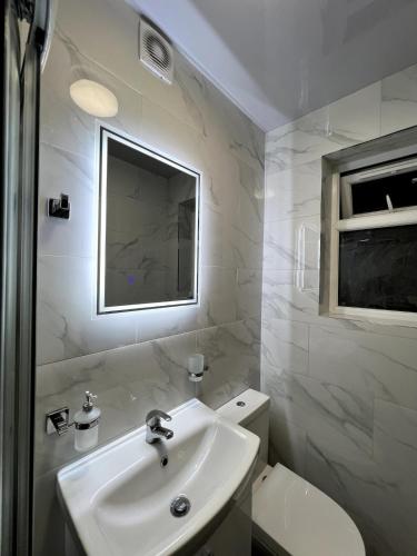 浴室, Cowley, Oxford House in 考利