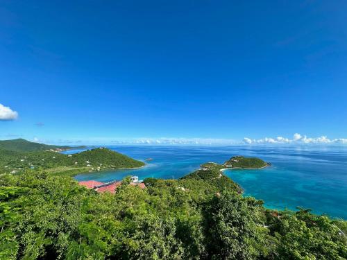 Pool Villa with Vast Views of Crisp Ocean Horizon - Villa Panache in Cruz Bay