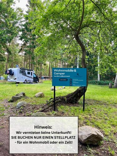 Campingplatz auf Rügen - Stellplatz für Wohnmobile , Wohnwagen , auch zum Zelten - in direkter Nähe zum Naturstrand -Natur Pur - Feriensiedlung Schwalbennest in Dranske, Deutschland
