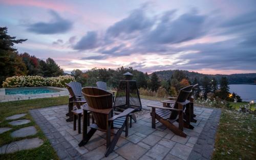 L'Étoile du Nord Pool Lac Cloutier (L'Etoile du Nord Pool Lac Cloutier) in Saint-Alphonse-Rodriguez (QC)