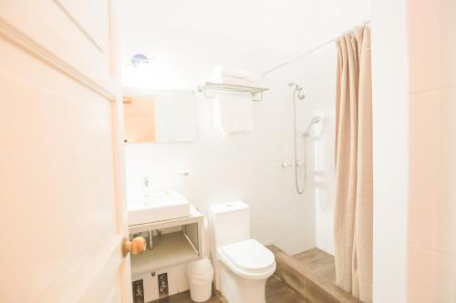 Triple Room image 1