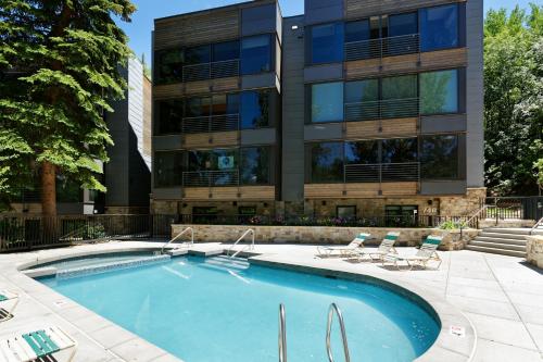 Durant Condominiums Unit C2 - image 14