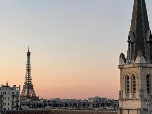 Vaugirard1 Appt Paris 15, Eiffel Tower View, Paris