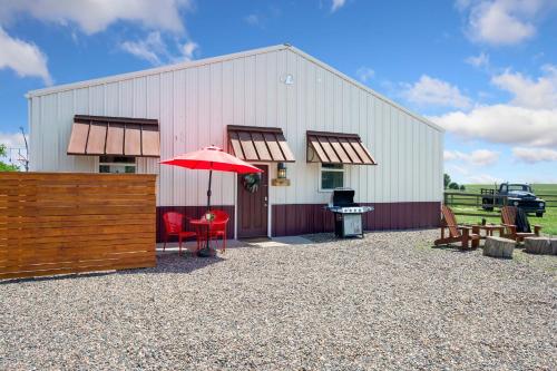 Llama-Stay at Spooky Tooth Ranch - Mtn Views! in Loveland, USA