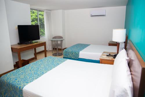 2 twin beds