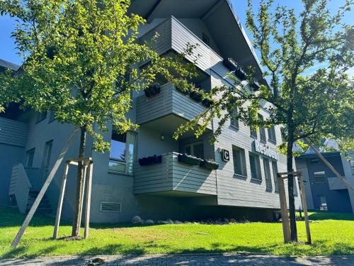 Buitenkant, Horský Apartmán 303 v Anenském údolí s neomezeným saunovým wellness, s O2 TV a stabilní rychlou WIFI (Anensky Apartman C303 s wellness , O2 TV a stabilni rychlou WIFI, s moznosti dokoupeni bufetovych sn) in Harrachov