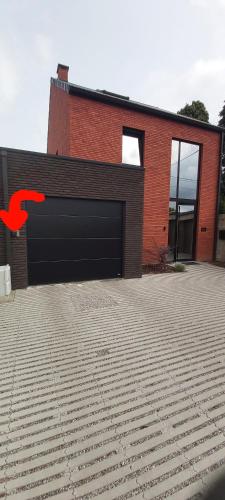 Le tiny de Laly - climatisation -wifi - jardin - airport navette gîte à louer Châtelineau