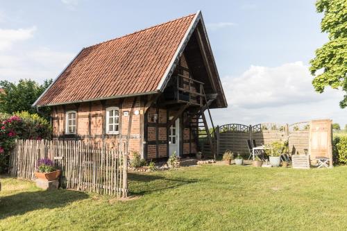 Exterior view of Fachwerk-Treppenspeicher, Ruhe auf dem Land, Haustiere willkommen, Leihfahrrader, 24-7 check in