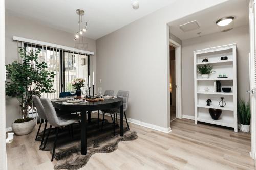 Elite 2BD in Miracle Mile, Los Angeles (photo 8)