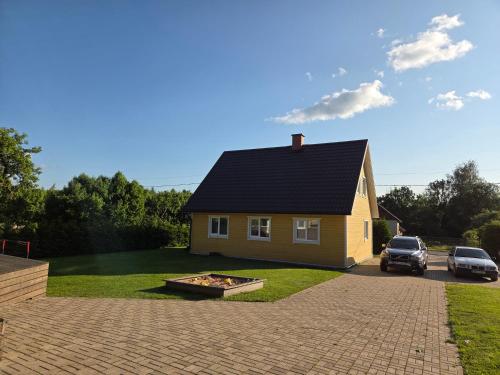 Exterior view, Linnamaja kuni 10-le inimesele in Karksi-Nuia