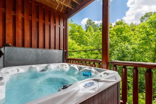 Bear Essentials Lodge By Avada Properties, Sevierville