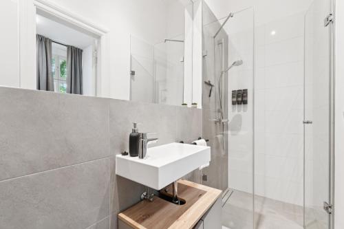 Modern Apartment in Berlin, Берлин (фото 8)