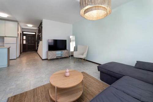 Two-Bedroom Villa image 7