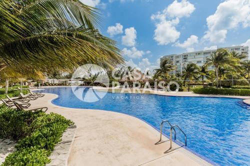 OASlS Beachfront 2 BDR with pool by Casa Paraiso, Канкун (фото 2)