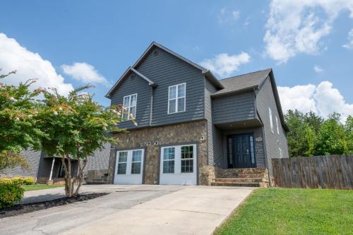 Dreaming Bear By Avada Properties