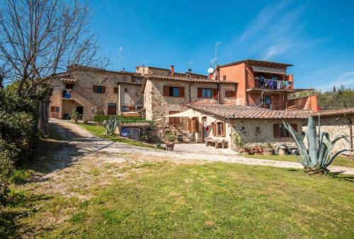 Private Tuscan Villa with Stunning Hill Views in Мурло