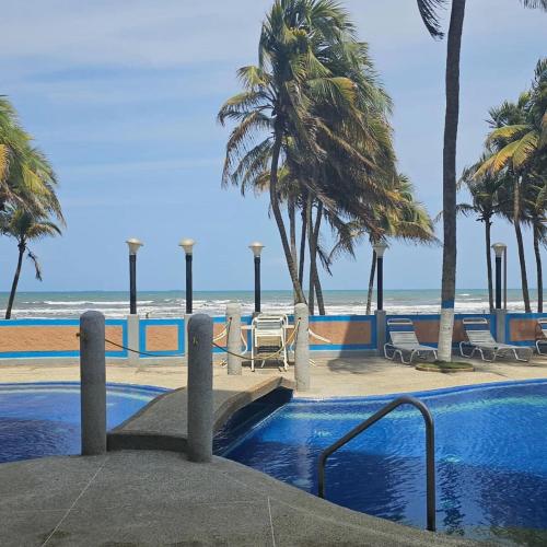 Oceanfront apartment in Morrocoy, Tucacas, PB in 보카 데 아로아